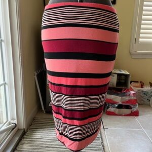 🎁3/$15 Loft striped below knee skirt